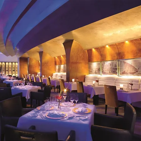 Al Husn Hotel Muscat - Managed By Hilton (Adults Only)-2